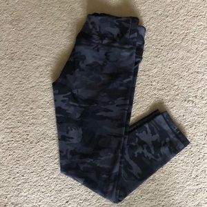 Zyia Active Evening Camo Soft n Snug 7/8 leggings